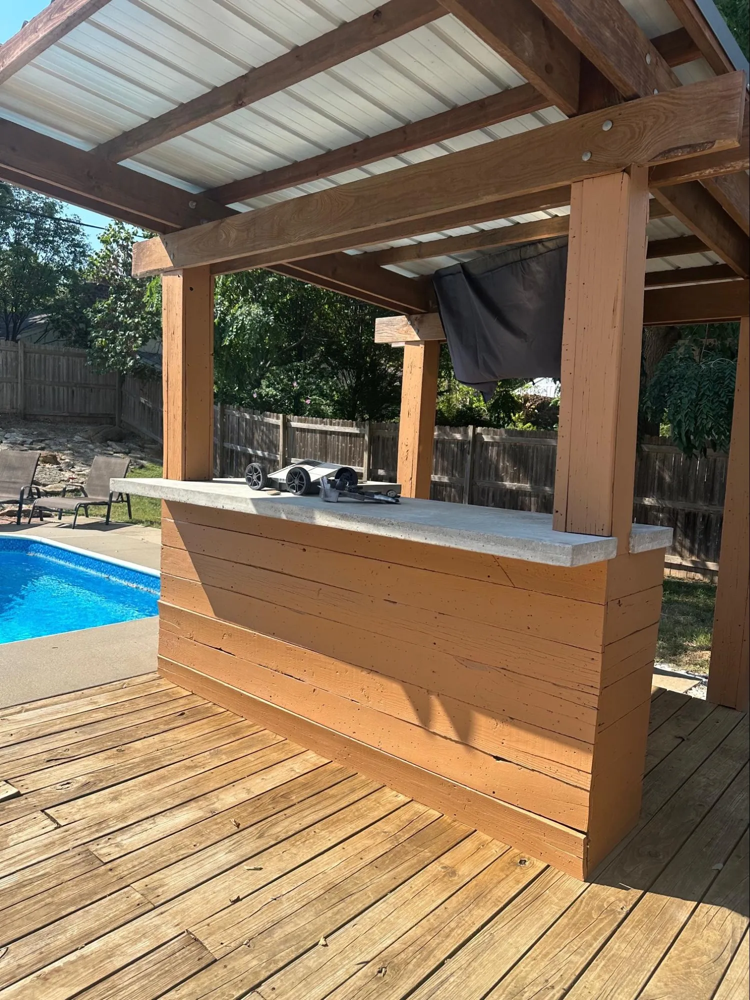 Exterior paint and wood staining professional work